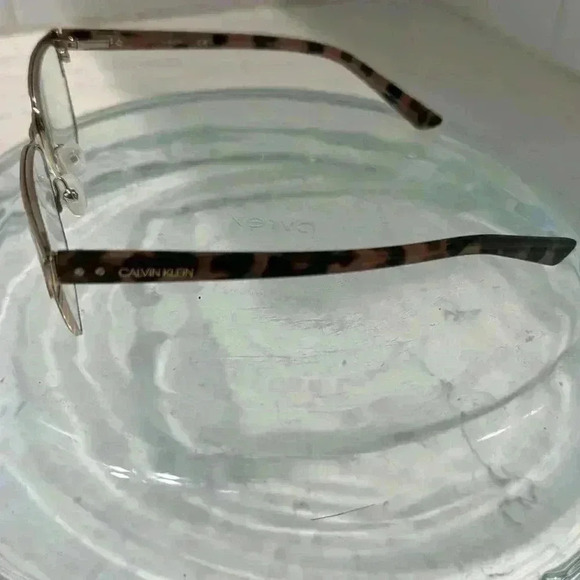 Calvin Klein prescription glasses frames - Picture 2 of 7